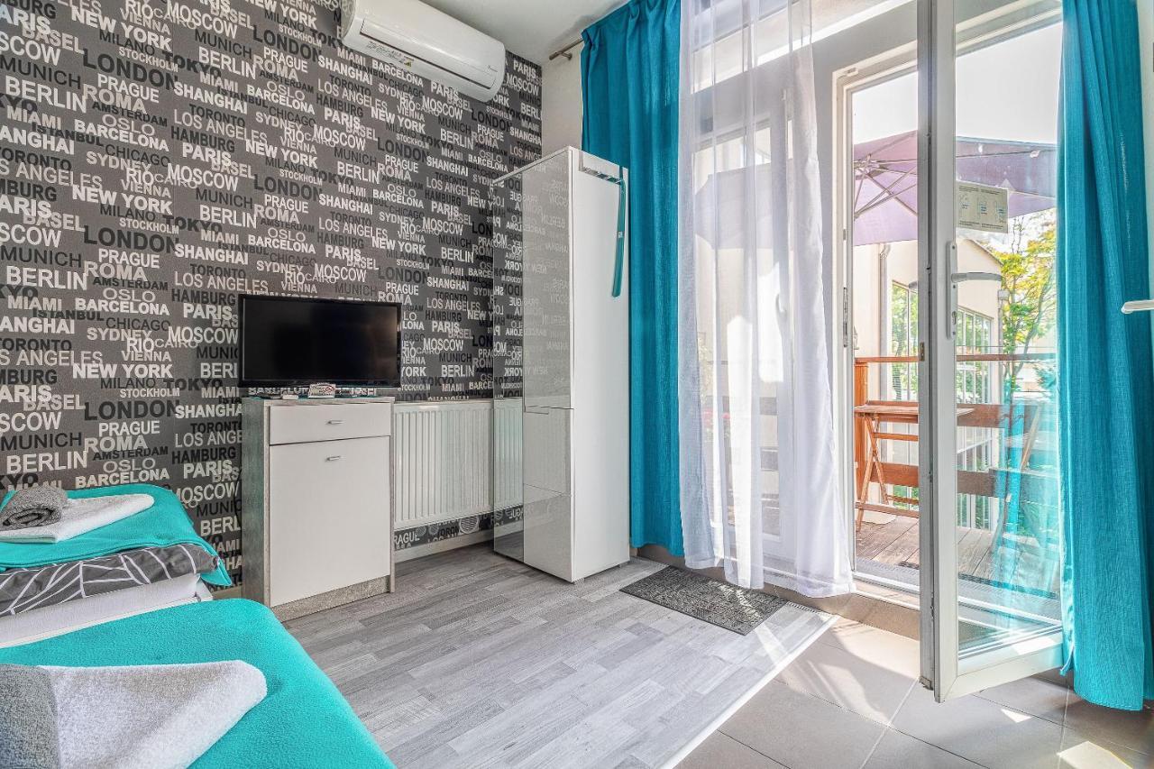 Bratislava -Apartment Near The City Center With A Balcony Exterior foto